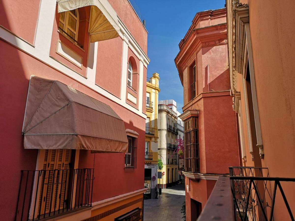 Wish Suite Jimios De Sevilla Seville Exterior photo